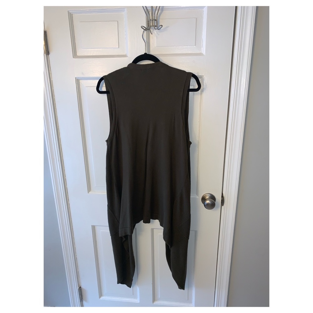 Cardigan Vest - Picture 2 of 3